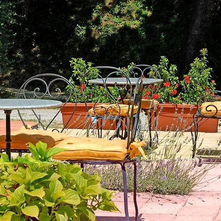 Charming In 45m² With Shared Pool Montepulciano Stazione